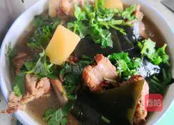 Potato kelp matsutake Illustration of how to cook pork ribs stew 9