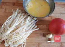 Tomato and enoki mushroom egg soup Illustration of how to make soup 1