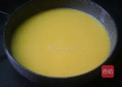 Illustration of how to make steamed oyster custard 4