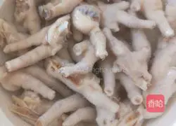 Illustration of how to make pickled pepper and chicken feet 5