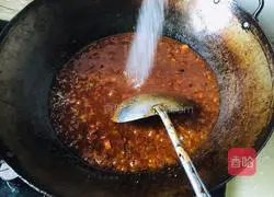 Illustration of how to make spinach and mushroom fried noodles 7