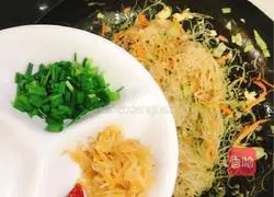 Illustration of Shengzhou stir-fried noodles 11