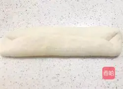 Illustration of how to make yogurt cheese toast 8