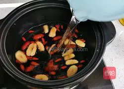 Red dates and eggs Illustration of how to make glutinous rice soup 3