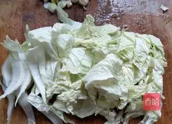 Cabbage, tofu and meatball soup Practice illustration 4