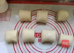 Illustration of how to make green radish meat buns 12