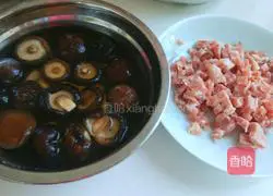 Illustration of how to make Zhangjiakou's special delicacy oatmeal noodles 3