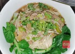 Illustration of how to make mustard mustard pork noodles 7
