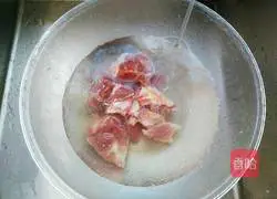 Peanut Lotus Root Pork Rib Soup Recipe Illustration 2