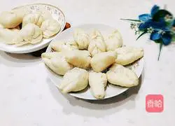 Illustration of how to make beef brisket and wheat ear-shaped buns 1 