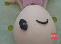 Illustrations of how to make cute little white rabbit 10