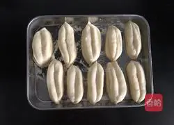 Illustration of how to make family-friendly fried dough sticks 6