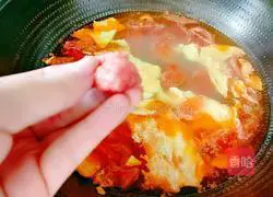 Tomato, egg and beef brisket soup recipe 14