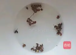 Illustration of how to make onion and pork buns 4