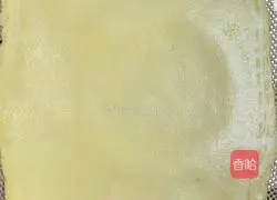 Illustration of how to make chive egg rolls 2