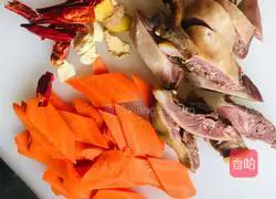 Illustration of braised duck with cabbage and vermicelli 3