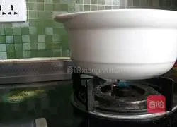 Illustration of how to make crucian carp soup 5