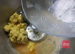 Illustration of how to make cornmeal cake 9