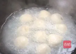 Illustration of how to make rice dumplings with vegetables and eggs 9