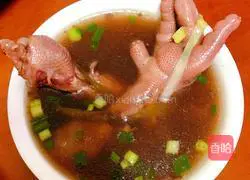 Red bean barley and chicken feet soup recipe 5