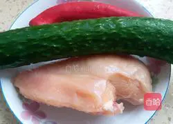 Illustration of how to make cold shredded chicken 1