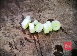 How to make scallion pancakes 9