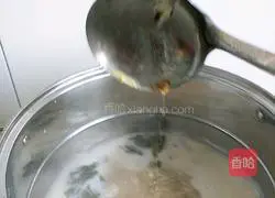 Enoki mushroom and seaweed soup recipe 11