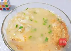 Illustration of how to make shredded radish and egg soup 6