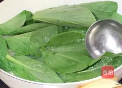 Winter melon meat slices Illustration of how to make soup 10