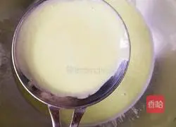 Illustration of how to make cute and cute little frog waffles 4