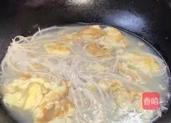 Amaranth Egg Noodle Soup-Magic Flour Recipe Illustration 4