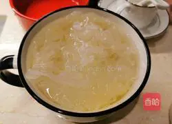 Illustration of Tremella and Red Date Soup 1