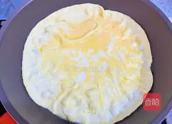 How to make scrambled eggs with crab sticks Illustration 7