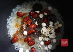 Recipe for Sansheng Sanshi Peach Quinoa and Date Soup Illustration 6