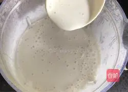 Illustration of how to scald rice skin 3