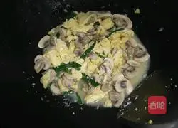 Illustration of how to make fried mushrooms with eggs 8