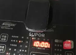 Red bean barley and chicken feet soup recipe 4