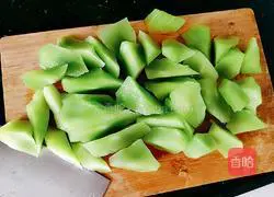 Cordyceps Flowers Illustration of how to make lettuce and chicken soup 11