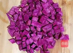 Illustration of how to make the purple sweet potato milk 5