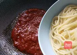Illustration of how to make tomato braised meat sauce pasta 11
