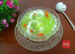 Illustration of how to make protein loofah and wolfberry soup 15