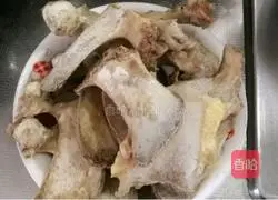 Illustration of how to make mutton soup 10