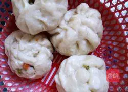 Illustration of how to make homemade lazy meat buns 7