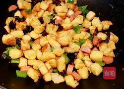 Illustration of how to make fried steamed buns 5