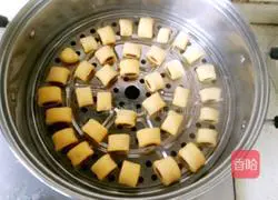 Illustration of how to make mini milk-flavored bean paste buns 11