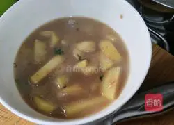 Illustration of making braised potato sticks and noodles 7