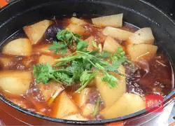 Illustration of how to make radish stewed mutton 18