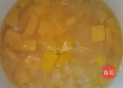 Tremella and papaya soup recipe 5