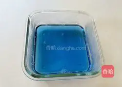 Blue Ocean Bubbles Illustration of how to drink 6