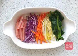 Illustration of how to make spicy noodles 5